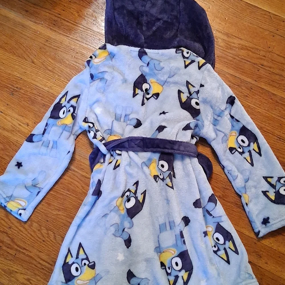 Bluey Pajama Robe -kids Blue and Yellow - Picture 4 of 5